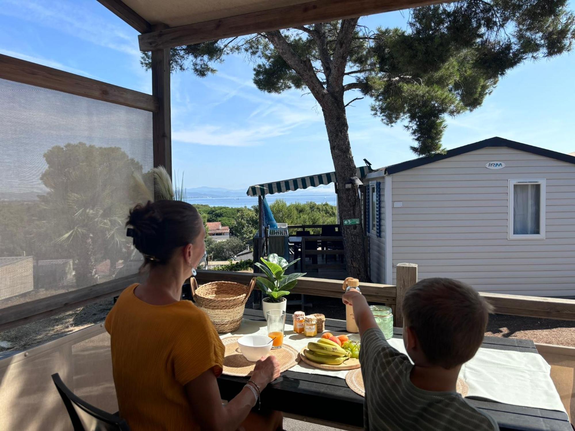 Camping Le Mediterranee Hyères Exterior foto