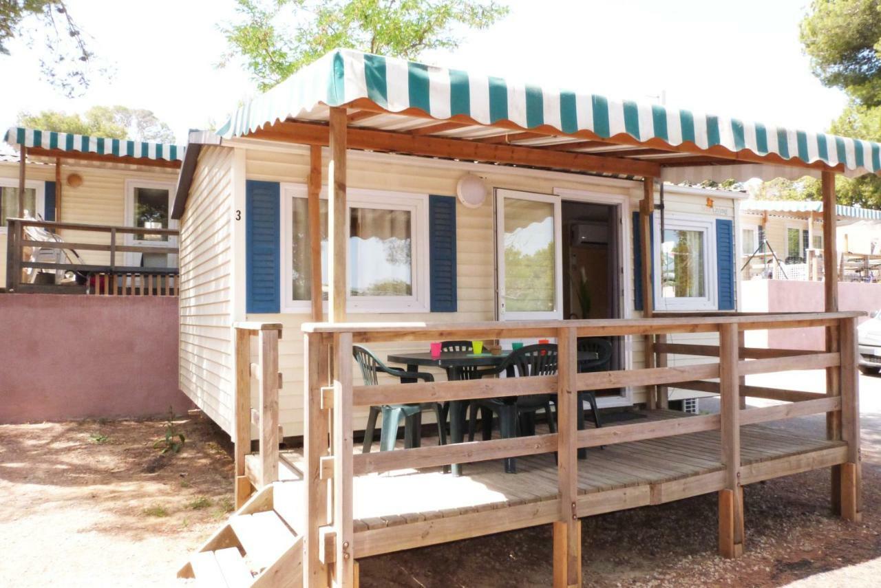Camping Le Mediterranee Hyères Cameră foto